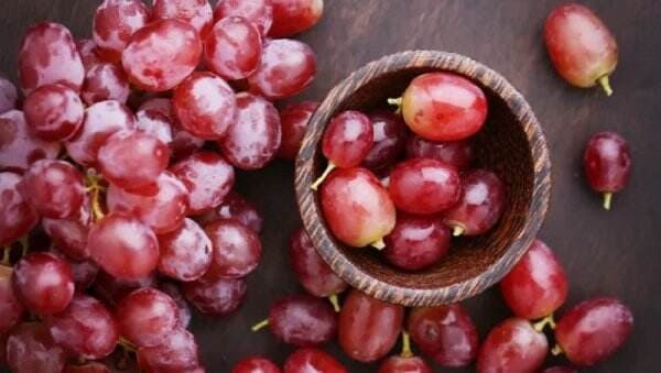 5 Manfaat Makan Anggur Merah, Turunkan Kadar Asam Urat hingga Cegah Kanker!