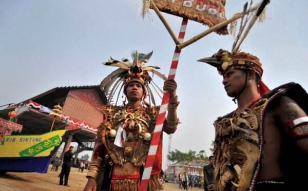 5 Mitos Vs Fakta tentang Orang Kalimantan Wajib Diketahui, Menarik untuk Disimak