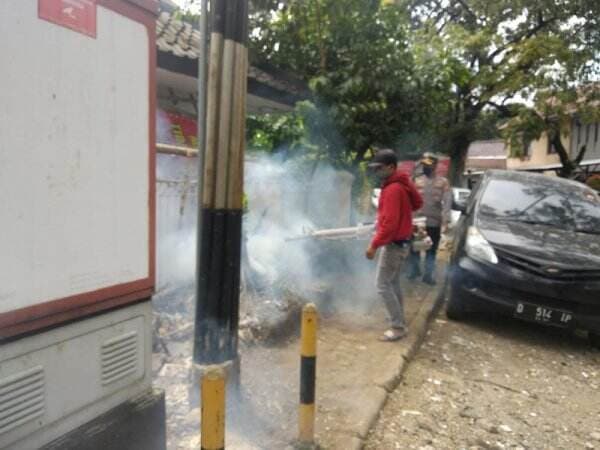 Kasus DBD Meningkat di Kota Bandung, Puluhan Polsek Gelar Fogging Serentak