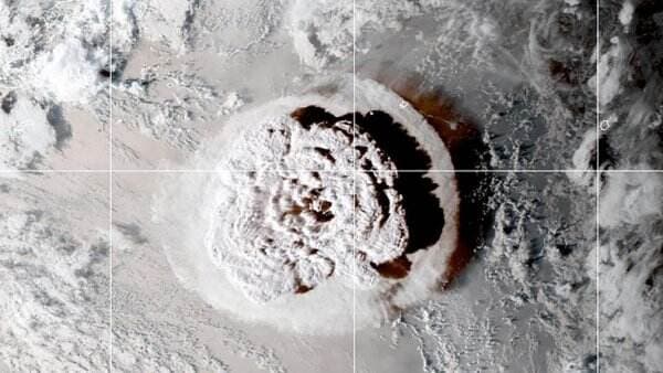 Wow, Letusan Gunung Bawah Laut Tonga Setara Ratusan Kali Bom Atom Hiroshima