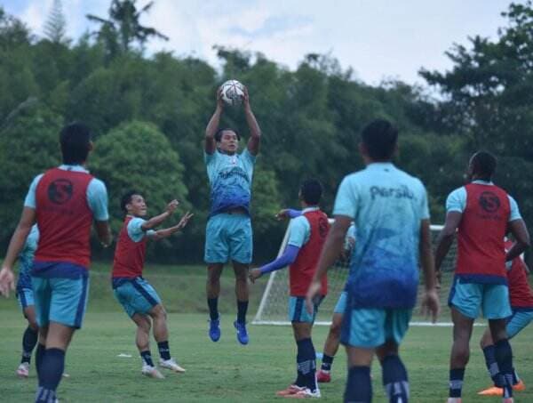 Alberts Pede Peluang Maung Bandung Juara Liga 1 Masih Terbuka
