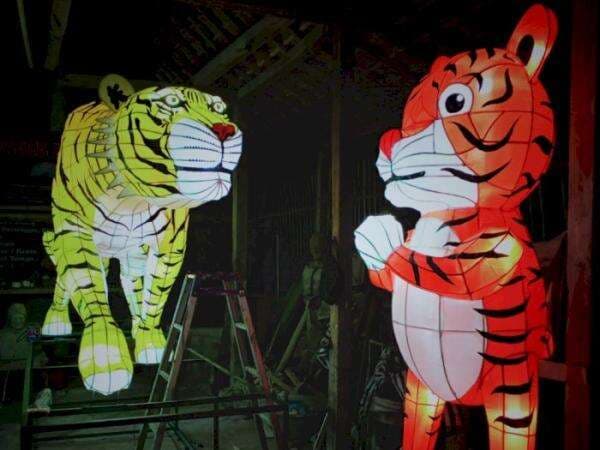 Keren! Lampion Macan Raksasa Made In Sukoharjo, jadi Ikon Imlek di Solo! Keren! Lampion Macan Raksasa Made In Sukoharjo, jadi Ikon Imlek di Solo!