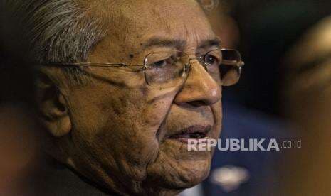 Kondisi Membaik, Mahathir Muhammad Dipindahkan ke Bangsal Biasa