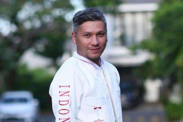 Gading Marten Punya Pacar? Gibran Marten: Bukan dari Kalangan Artis Gading Marten Punya Pacar? Gibran Marten: Bukan dari Kalangan Artis