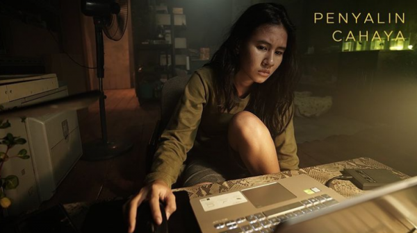 Film Indonesia “Penyalin Cahaya” Masuk Top 10 Netflix di 26 Negara