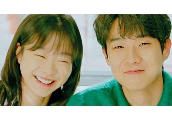 Our Beloved Summer, Musim Panas Paling Cerah Choi Ung dan Yeon-su Our Beloved Summer, Musim Panas Paling Cerah Choi Ung dan Yeon-su