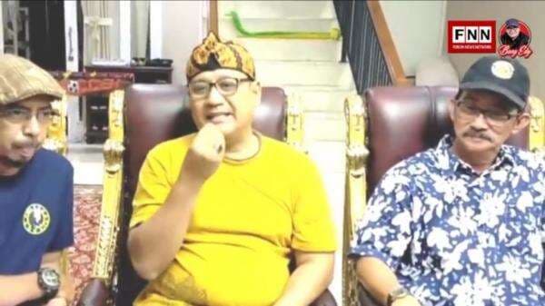 2 Rekan Edy Mulyadi yang Ngaku Warga Kalimantan Ternyata Relawan Anies Baswedan 2 Rekan Edy Mulyadi yang Ngaku Warga Kalimantan Ternyata Relawan Anies Baswedan