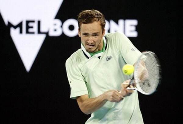 Daniil Medvedev Tantang Rafael Nadal di Final Australia Terbuka 2022