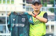 Pelatih Persikabo Akui Kehebatan Kiper Persib Bandung