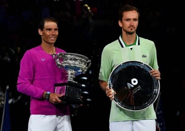 Usai Juara Australia Open 2022, Rafael Nadal Sanjung Daniil Medvedev