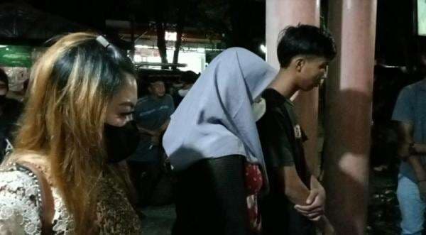 Ketagihan Disetubuhi, Siswi Cantik Tertangkap Basah Bugil <i>Check-in</i> di Hotel Ketagihan Disetubuhi, Siswi Cantik Tertangkap Basah Bugil <i>Check-in</i> di Hotel