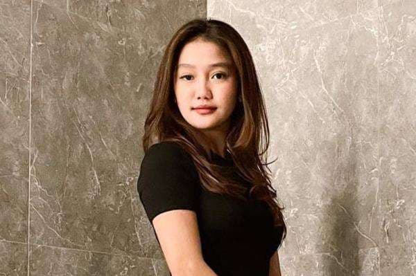 Fuji Ngaku Diteror Mantan Thoriq Halilintar, Netizen Kaitkan dengan Chandrika Chika Fuji Ngaku Diteror Mantan Thoriq Halilintar, Netizen Kaitkan dengan Chandrika Chika