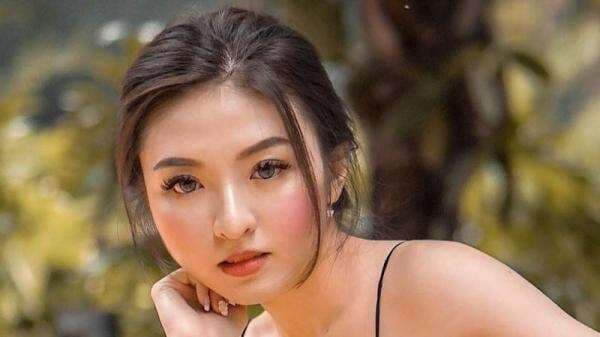 Potret Seksi Ruth Stefanie Pakai Dress Ketat Bikin Netizen Jatuh Hati Potret Seksi Ruth Stefanie Pakai Dress Ketat Bikin Netizen Jatuh Hati
