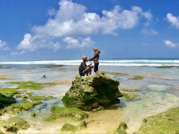 Belum Banyak yang Tahu, Pantai Bali Ini Cocok Buat Romantis-romantisan Bareng Pacar! Belum Banyak yang Tahu, Pantai Bali Ini Cocok Buat Romantis-romantisan Bareng Pacar!