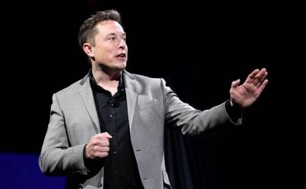 Rencana Elon Musk Tahun ini : Uji Coba Tanam Chip di Otak Manusia