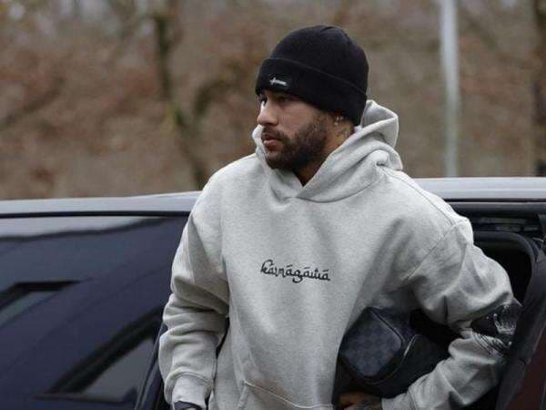 5 Outfit Kece ala Neymar di Umur 30 Tahun, Nomor 1 Hypebeast Abis! 5 Outfit Kece ala Neymar di Umur 30 Tahun, Nomor 1 Hypebeast Abis!