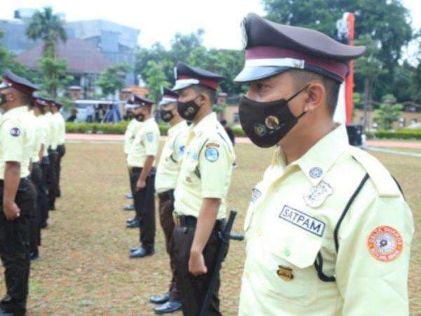 Dua Kali Berubah, Berikut Sejarah Seragam Satpam Indonesia yang Mirip Seragam Polisi India Dua Kali Berubah, Berikut Sejarah Seragam Satpam Indonesia yang Mirip Seragam Polisi India