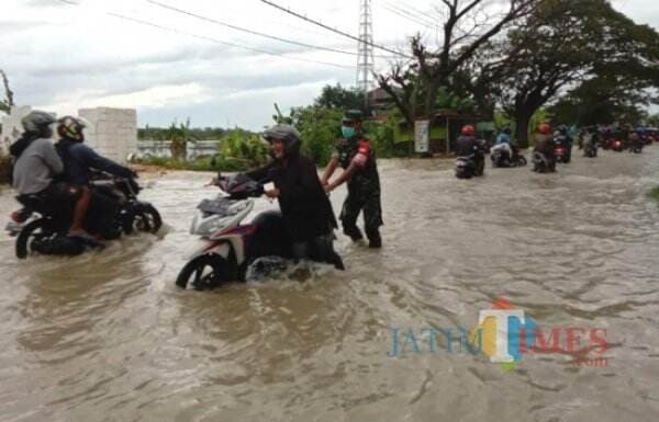 Gresik Selatan Kembali Dilanda Banjir Luapan Kali Lamong