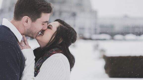 Deretan Zodiak yang Cocok Jadi Pasangan Aquarius, Chemistry-nya dengan Virgo Gak Kaleng-kaleng! Deretan Zodiak yang Cocok Jadi Pasangan Aquarius, Chemistry-nya dengan Virgo Gak Kaleng-kaleng!