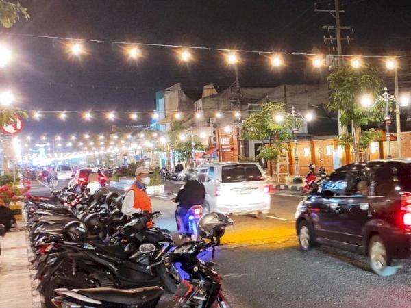 Fakta Malioboro KW, Gak Pakai Uang Rakyat hingga Pusat Kuliner Malam Fakta Malioboro KW, Gak Pakai Uang Rakyat hingga Pusat Kuliner Malam