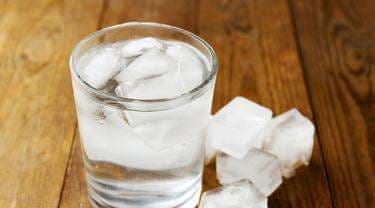 Waspada, 4 Hal Ini Membuat Kamu Batuk Usai Minum Es Waspada, 4 Hal Ini Membuat Kamu Batuk Usai Minum Es