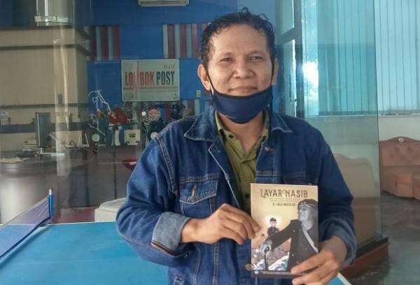 Layar Nasib : Biografi 50 Tahun Dalang Wayang Sasak H Lalu Nasib Berkarya Layar Nasib : Biografi 50 Tahun Dalang Wayang Sasak H Lalu Nasib Berkarya