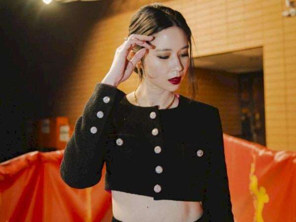 Cantik di Berlinale, Laura Basuki Mirip Artis Korea: Gong Hyo-jin Sampai Park Shin-hye Cantik di Berlinale, Laura Basuki Mirip Artis Korea: Gong Hyo-jin Sampai Park Shin-hye