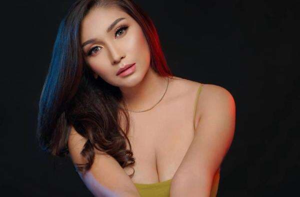 3 Gaya Foto Kekinian ala Baby Margaretha Sekarang Makin Montok Usai Punya 2 Anak 3 Gaya Foto Kekinian ala Baby Margaretha Sekarang Makin Montok Usai Punya 2 Anak