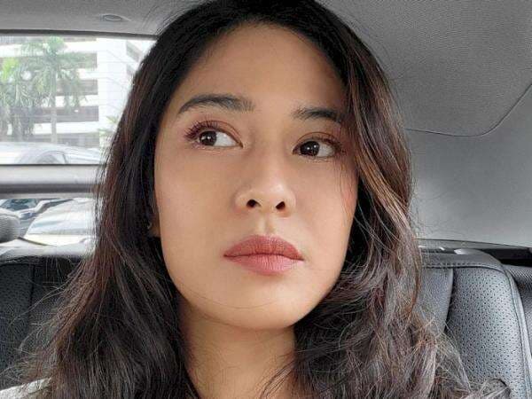 Botol Sampo Isi Sabun Cuci Piring, Katel Tutung di Rumah Dian Sastro, Netizen: Kita Segeng Botol Sampo Isi Sabun Cuci Piring, Katel Tutung di Rumah Dian Sastro, Netizen: Kita Segeng