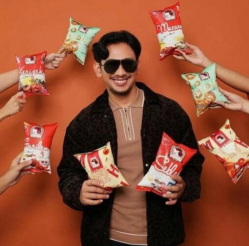 Kisah Sukses Reza Nurhilman, Dirikan Keripik Maicih dengan Modal Rp15 Juta Kisah Sukses Reza Nurhilman, Dirikan Keripik Maicih dengan Modal Rp15 Juta