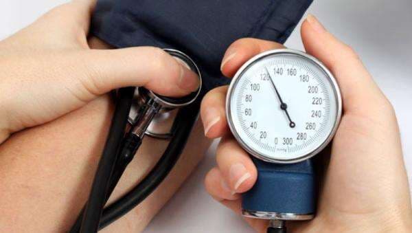 Cara Mencegah Hipotensi Ortostatik: Gejala dan Faktor Cara Mencegah Hipotensi Ortostatik: Gejala dan Faktor