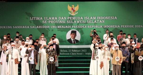 Ijtima Ulama dan Pemuda Islam di Sulsel Deklarasi Sandiaga Uno Capres 2024 Ijtima Ulama dan Pemuda Islam di Sulsel Deklarasi Sandiaga Uno Capres 2024