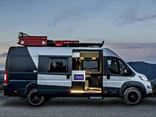 10 Daftar Camper Van Paling Ideal dan Mumpuni yang Ada di Dunia 10 Daftar Camper Van Paling Ideal dan Mumpuni yang Ada di Dunia