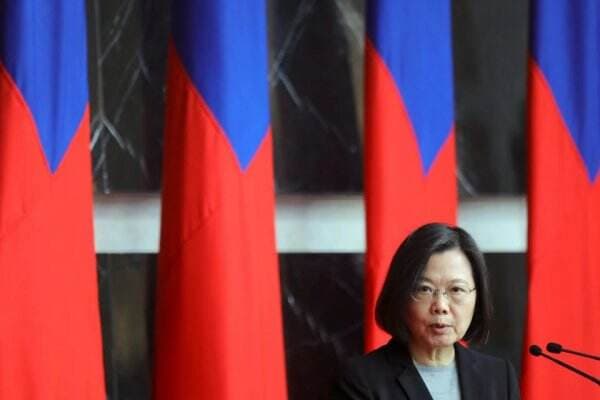 Saat Presiden Tsai Tingkatkan Kesiagaan, China Tegaskan Konflik Taiwan Berbeda dengan Ukraina