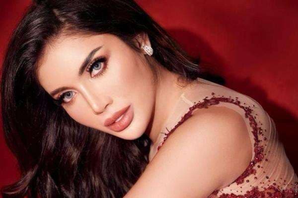 Millen Cyrus Akui Tak Pernah Tinggalkan Salat Sesibuk Apapun Pekerjaannya Millen Cyrus Akui Tak Pernah Tinggalkan Salat Sesibuk Apapun Pekerjaannya