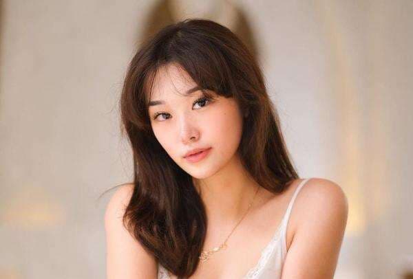 Livy Renata Baru Kenal Dadar Gulung, Warganet Puji Tingkah Lucu dan Polosnya Livy Renata Baru Kenal Dadar Gulung, Warganet Puji Tingkah Lucu dan Polosnya