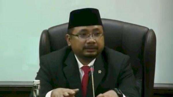 Menag Yaqut tentang Aturan Toa Masjid; Sebut Alam Bawah Sadar, Bandingkan Suara Truk Menag Yaqut tentang Aturan Toa Masjid; Sebut Alam Bawah Sadar, Bandingkan Suara Truk