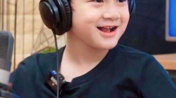 Rafathar Bikin Warganet Tertawa saat Nyanyikan Lagu `Andai Aku jadi Kaya`: Jadi Meresahkan Rafathar Bikin Warganet Tertawa saat Nyanyikan Lagu `Andai Aku jadi Kaya`: Jadi Meresahkan