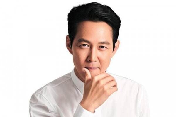 Lee Jung Jae Cetak Sejarah, Jadi Aktor Korea Selatan Pertama yang Menangi SAG Awards