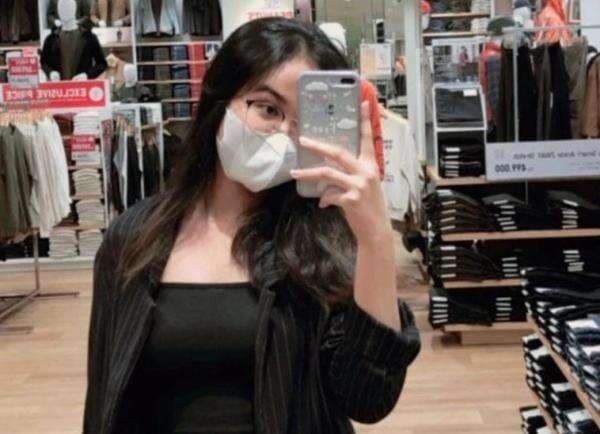 Mayang Pamer Pakai Mobil Mewah, Warganet: Jangan Sombong Mayang Pamer Pakai Mobil Mewah, Warganet: Jangan Sombong