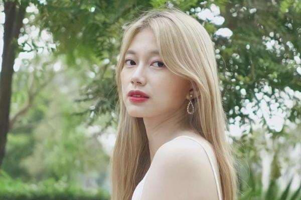 Live HAH Podcast With Desy Ex JKT 48, Cewek Anti Selingkuh Live HAH Podcast With Desy Ex JKT 48, Cewek Anti Selingkuh