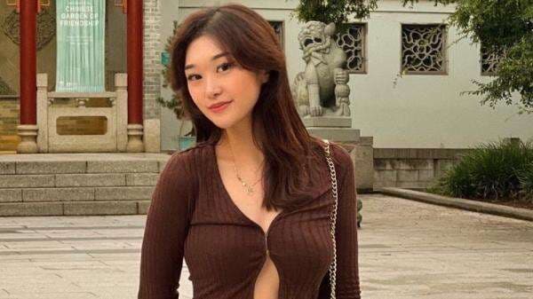 Livy Renata Tampil Menggoda dengan Cardingan Minim, Netizen: Awas Kancingnya Lepas Livy Renata Tampil Menggoda dengan Cardingan Minim, Netizen: Awas Kancingnya Lepas