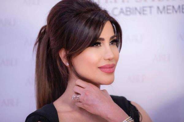 Biodata dan Agama Sophia Makramati, Wanita yang Bikin Clarence Seedorf Jadi Mualaf Biodata dan Agama Sophia Makramati, Wanita yang Bikin Clarence Seedorf Jadi Mualaf