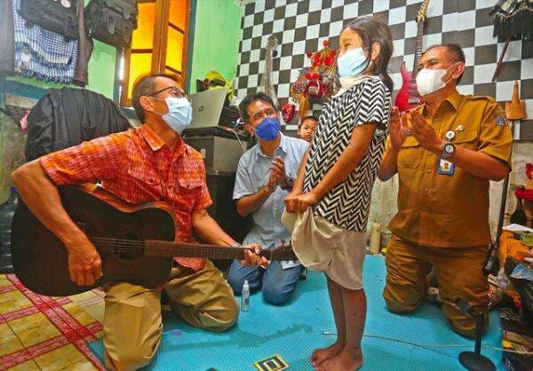 Meme, Selamat Datang di Sekolah Meme, Selamat Datang di Sekolah