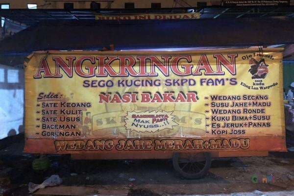 Angkringan SKPD Fams Ciledug, Tempat Nongkrong Habiskan Malam Angkringan SKPD Fams Ciledug, Tempat Nongkrong Habiskan Malam