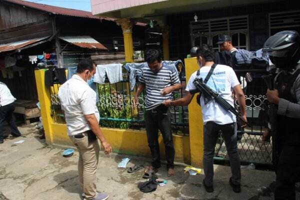 Polres Padangsidimpuan Gerebek Kampung Narkoba, Bong hingga Sabu Diamankan