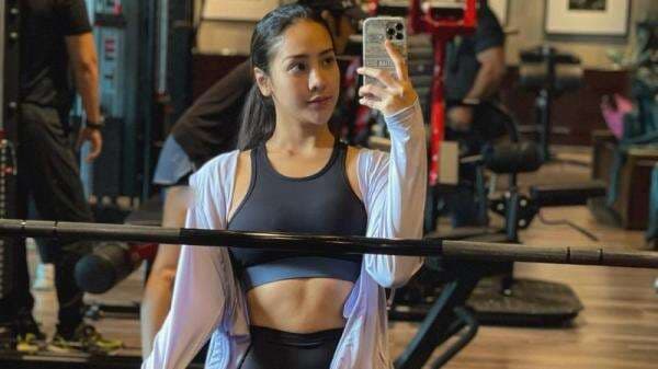 5 Gaya Artis Cantik `Cari Keringat` Bikin Semangat Olahraga Netizen Berkobar 5 Gaya Artis Cantik `Cari Keringat` Bikin Semangat Olahraga Netizen Berkobar