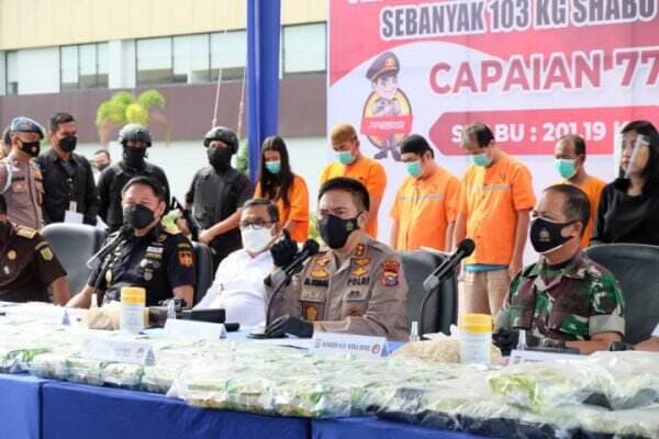 Polda Riau dan Bea Cukai Sita 56 Kilogram Sabu, Kapolda Riau : Saya Ancam Hukuman Mati !