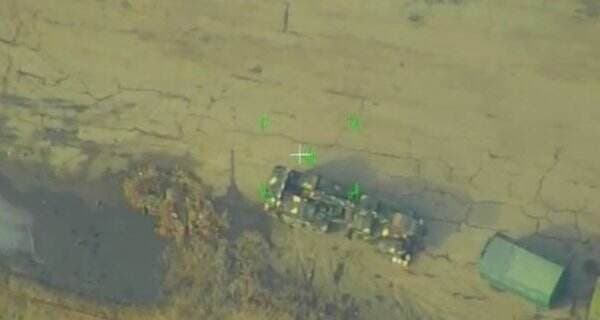 Rusia Pamer Kehebatan Drone Tempur di Ukraina, Hancurkan Tank dan Kendaraan Militer