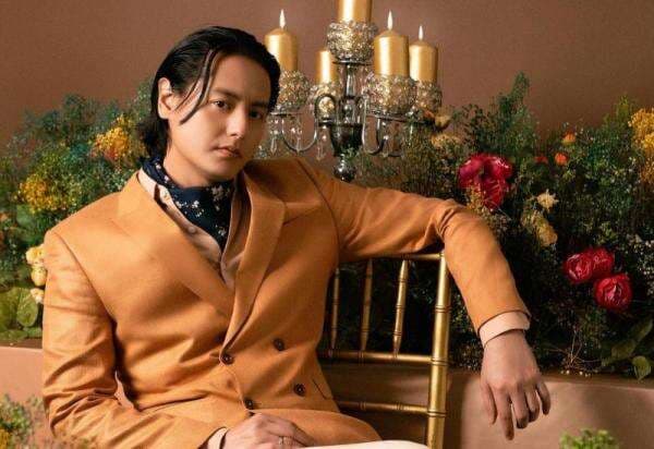 Biodata dan Agama Roger Danuarta, Aktor Mualaf Suami Cut Meyriska Biodata dan Agama Roger Danuarta, Aktor Mualaf Suami Cut Meyriska